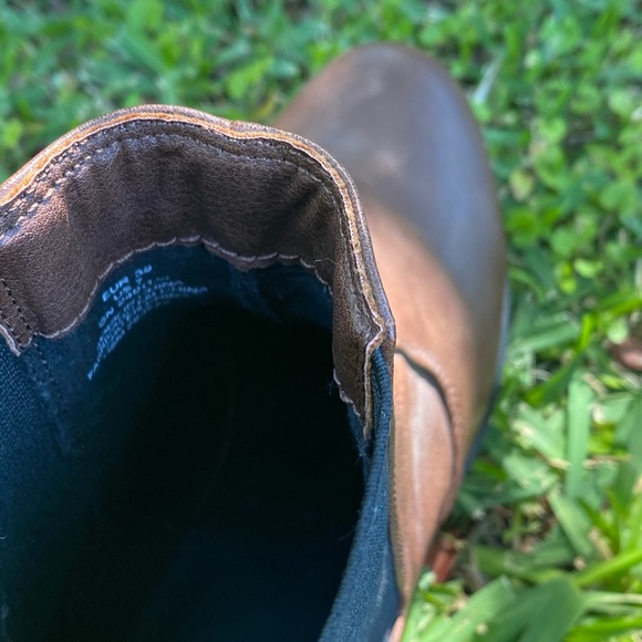 H&M Brown Chelsea Boots - Picture 7 of 7